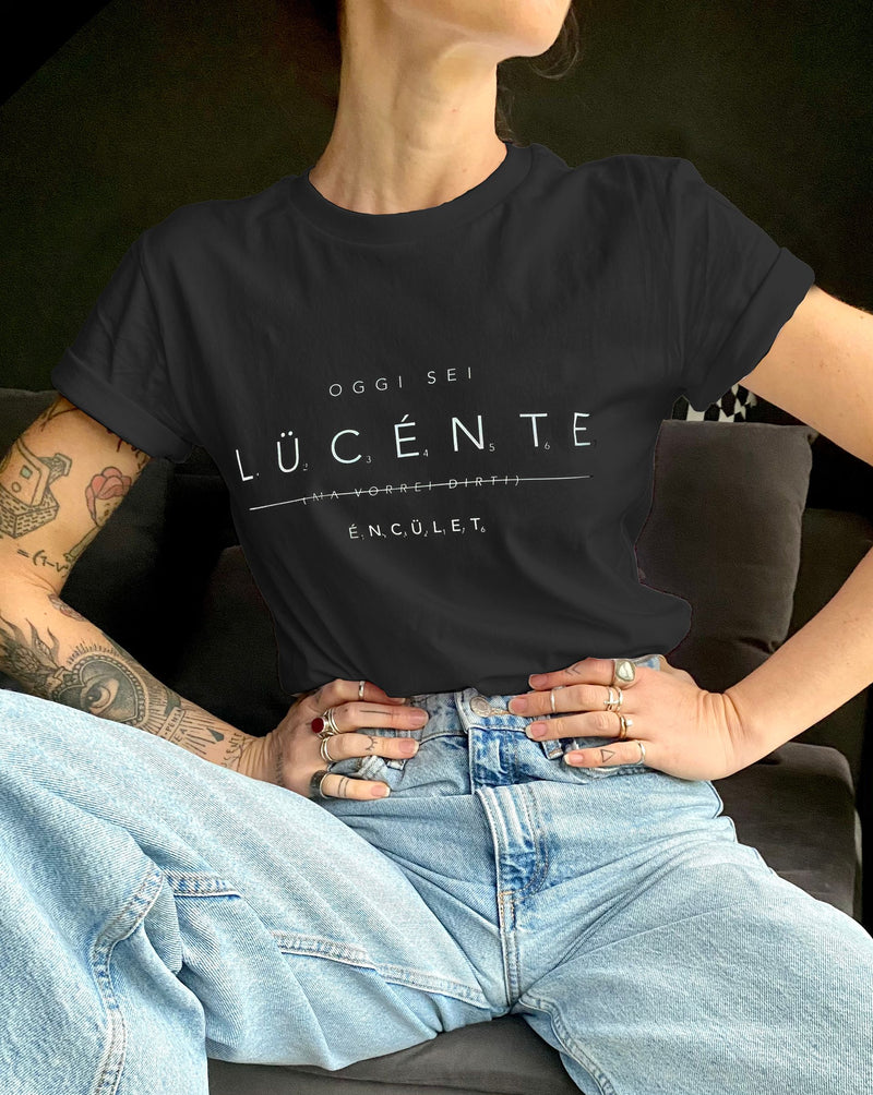 T-shirt nera "LUCENTE" by lafil design